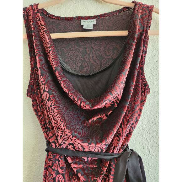 Motherhood Maternity Velvet Floral Scoop Neck Mid Length Dress- M - Picture 4 of 7